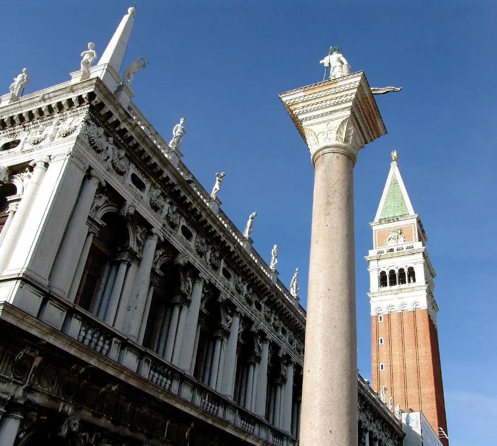 ***  Ca' Angeli Bed & Breakfast Venice Italy