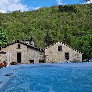 Bed & Breakfast Borgo Corniola Naturista 